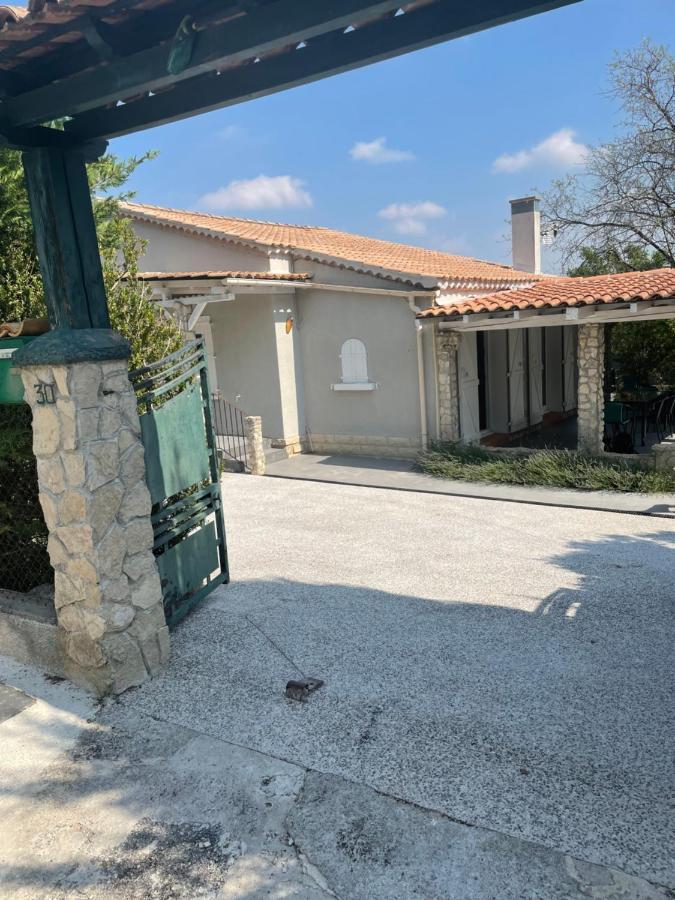 Villa Camille Céreste Exterior foto